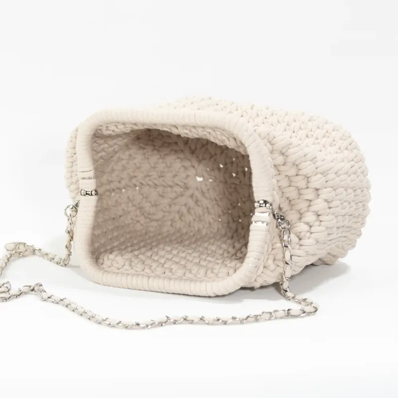 Sarah Clutch i Tubegarn 4 mm | Heklepakke
