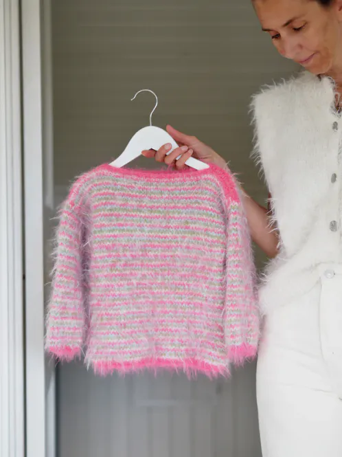 Hovedbilde Fuzzy sweater til barn i Basta | Strikkepakke