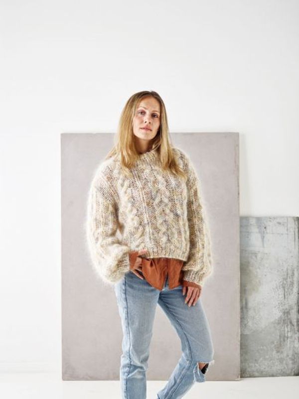 Chunky genser med fletter i Bella - Oppskrift