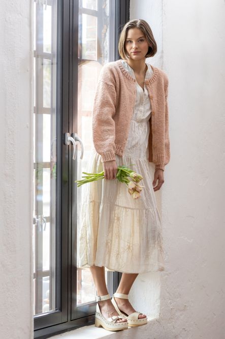 Hovedbilde Trøffel jakke i Luna lamullgarn | Strikkepakke